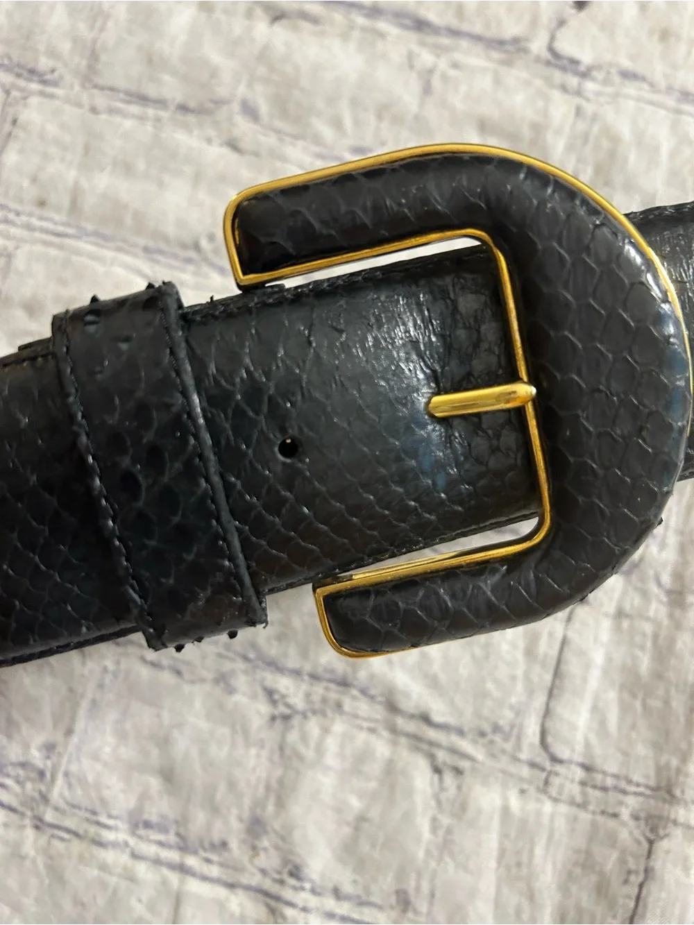 LIZ CLAIBORNE WIDE AND THIN BLACK LEATHER GOLD TONE BUCKLES WOMEN’S BELTS S&M